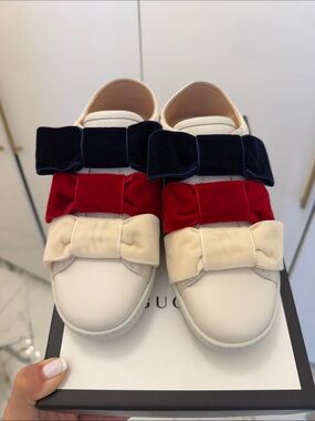 Gucci White Sneakers with Navy, Red and Cream Velvet Bows